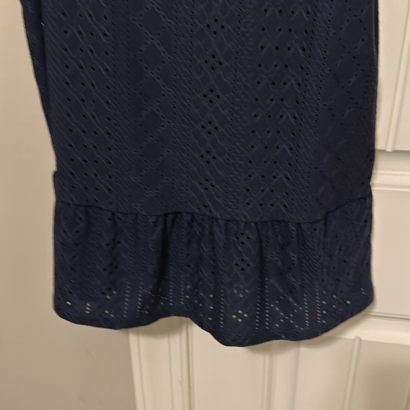 Michael Kors Eyelet Tie Shoulder Top - Picture 4 of 6